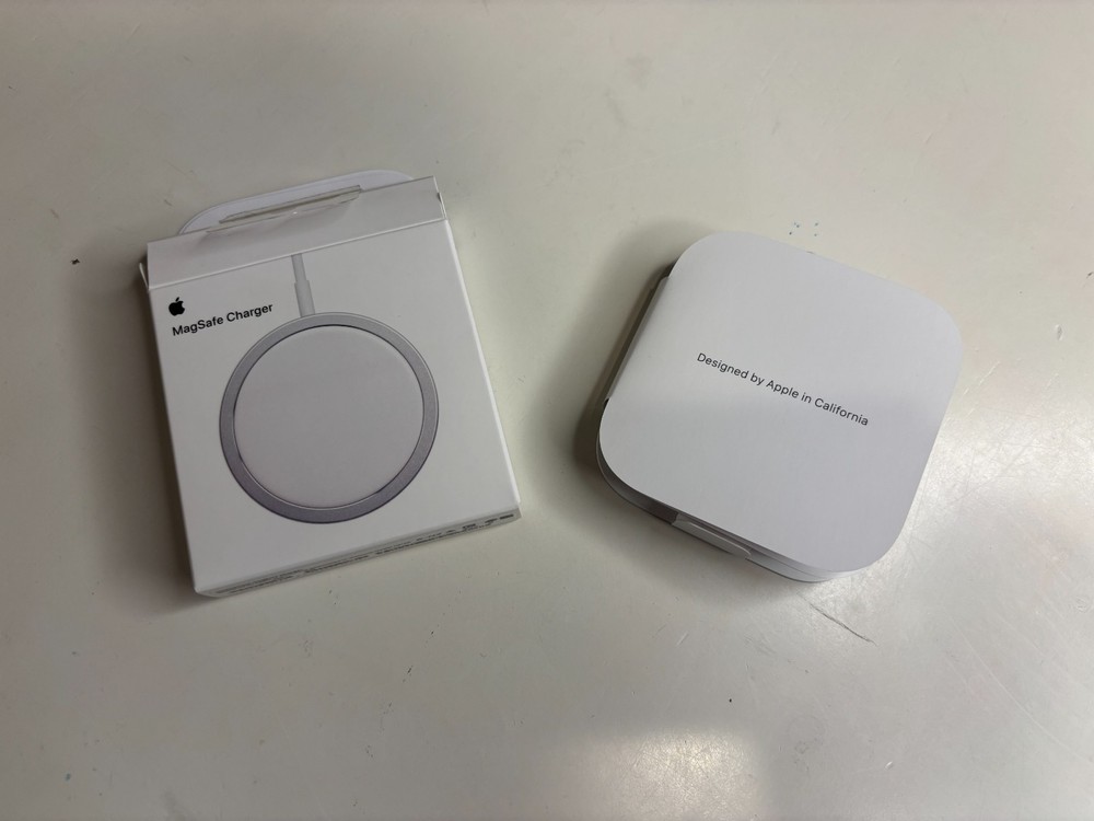 Apple Magsafe Charger - EMPTY BOX with inserts ONLY