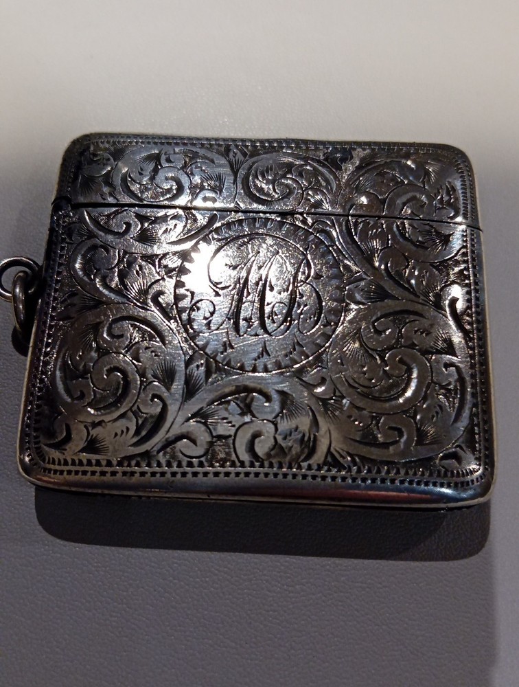 Solid Silver Victorian Vesta Case 1909.