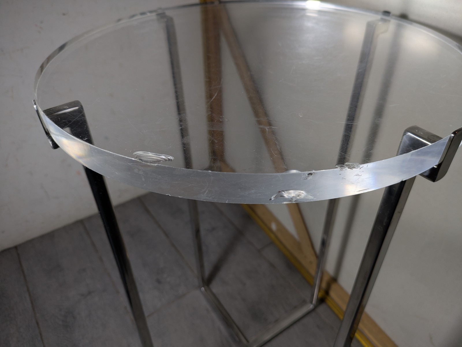 Vintage Mid Century Modern Glam Round Acrylic Lucite Sculptural Metal Table K24