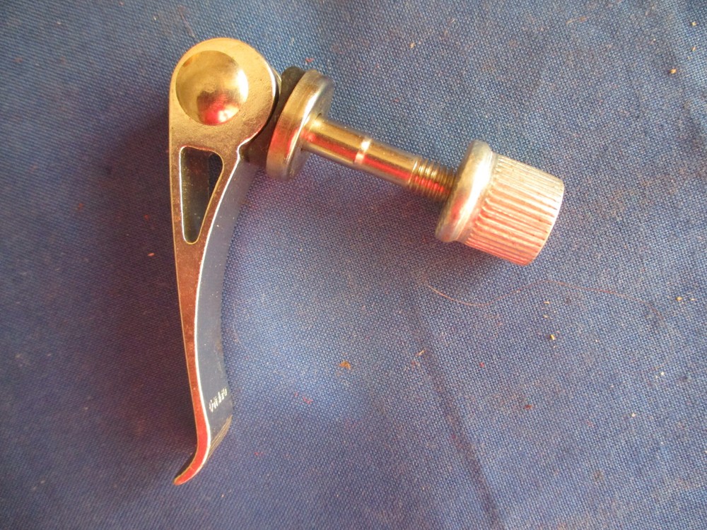 Basic seatpost quick release Very good condition 1" clamp width