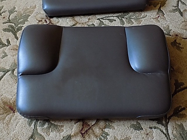 Midmark Ritter 75 Evolution Exam Table Cushions.