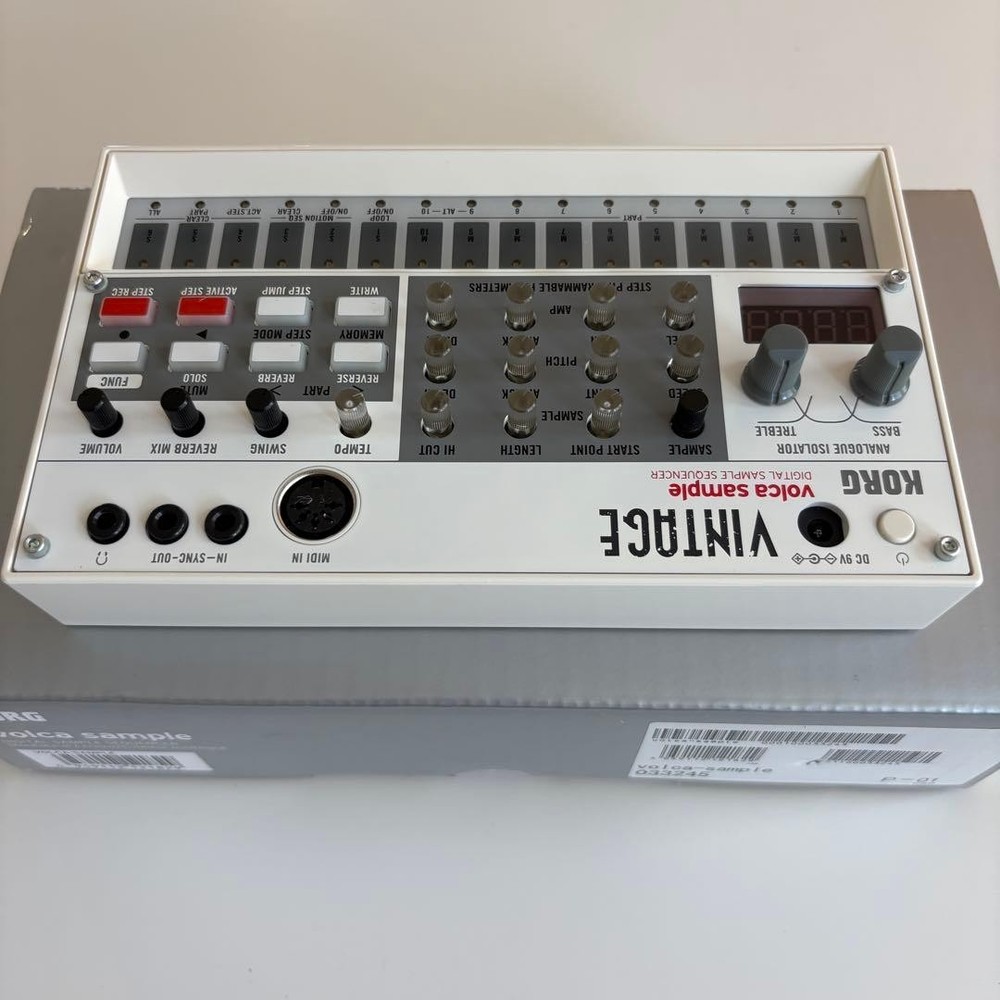 KORG volca sample Compact Digital Sample Sequencer Analogue Isolator With Box
