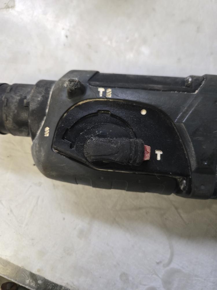 MAKITA XRH04 (G69006202)