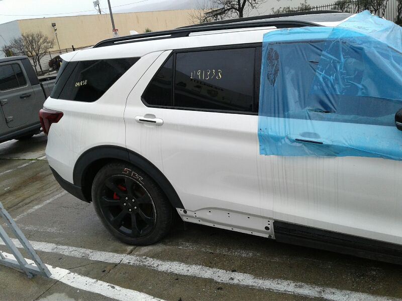 Camera/Projector Camera Windshield Mounted Above Mirror Fits 20 EXPLORER 117051