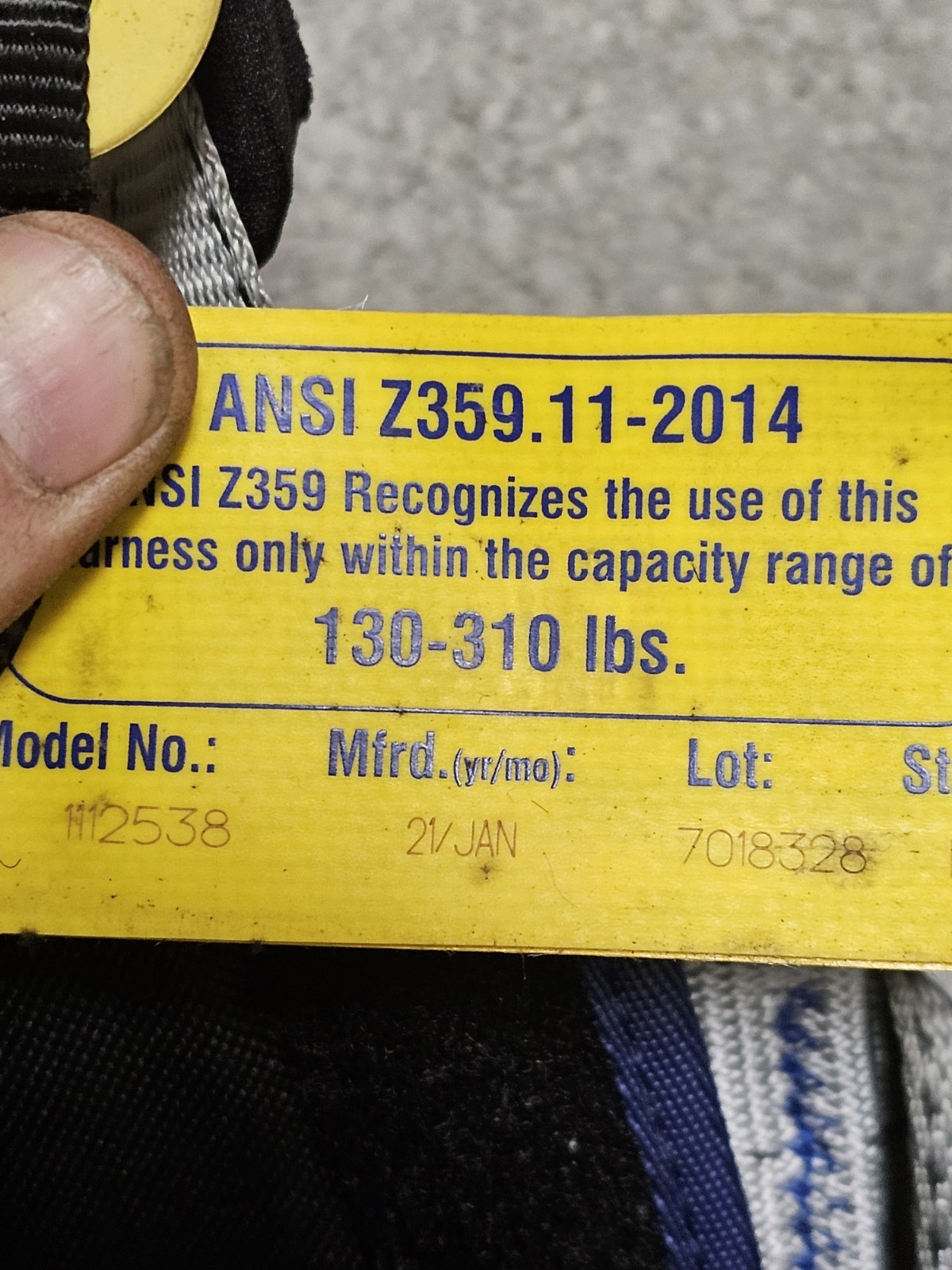 3M DBI-SALA EXOFIT STRATA XL FULL BODY HARNESS FALL PROTECTION XL BELT 1112538