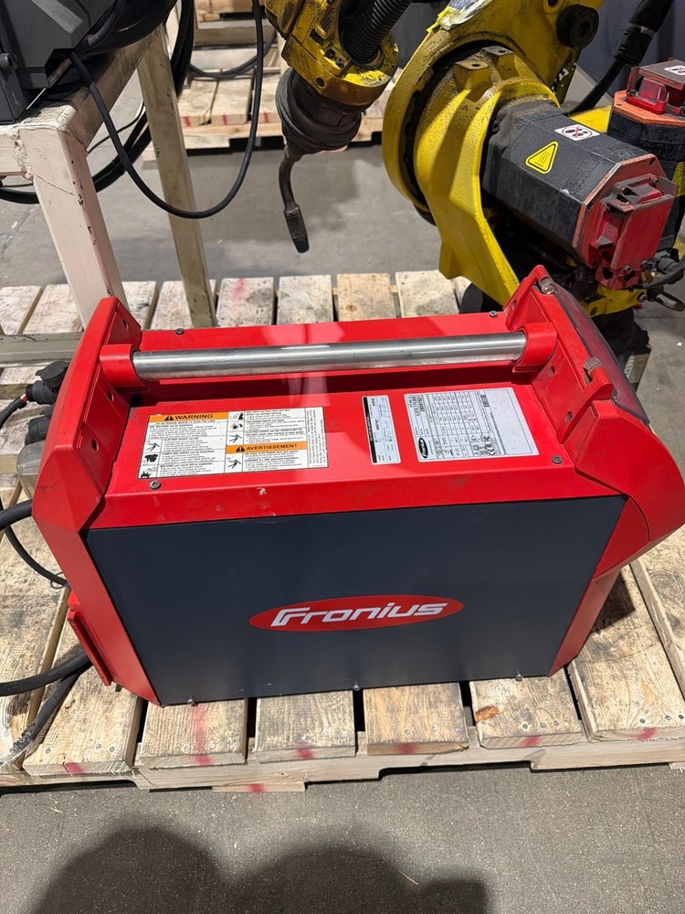 FANUC ArcMate 120iC Robot Complete w/ R‑30iB Controller & Fronius Welding System