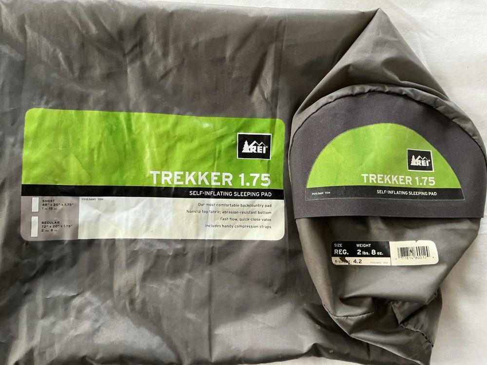 REI Trekker 1.75 Regular Self Inflating Sleeping Pad Gray 72x20x1.75 Rectangular