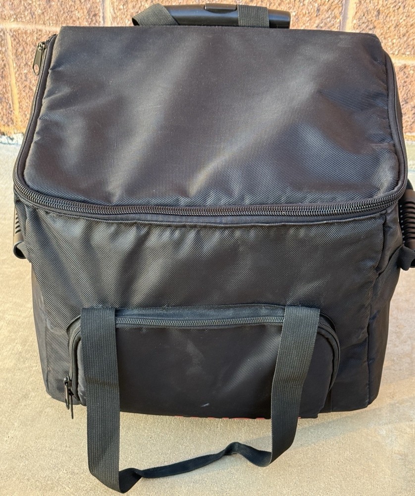 White Superlock Electronic 2000 ATS Serger w/ Rolling Case