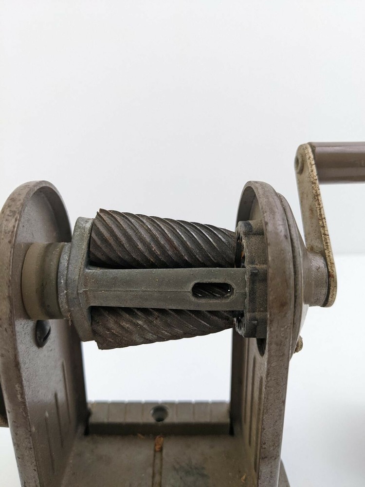 VINTAGE DEXTER SUPER 10 - APSCO PENCIL SHARPENER