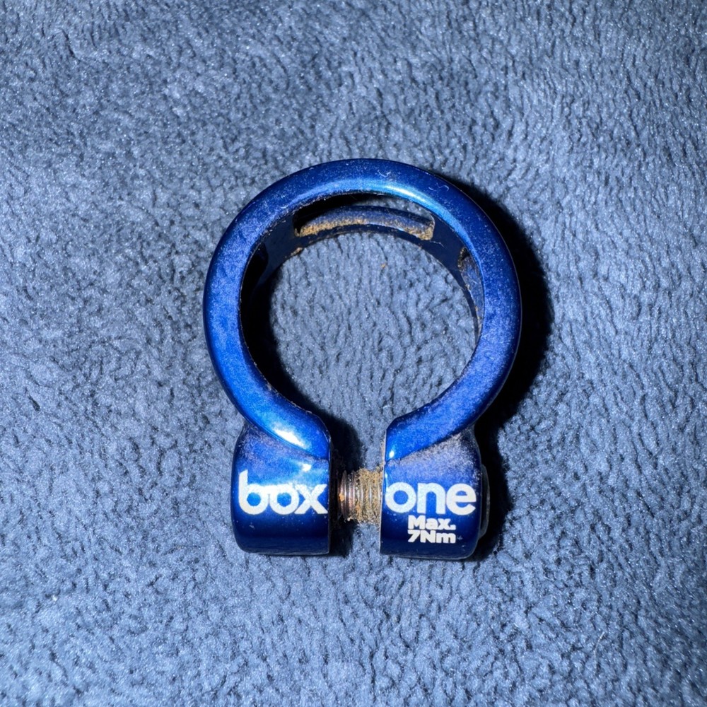 BOX ONE BMX FIXED SEAT POST CLAMP 25.4mm BLUE