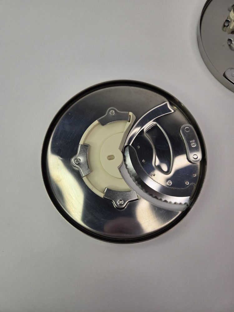 Kenmore KFP-7 Food Processor Replacement 4mm & Medium Disc Blades & Stem