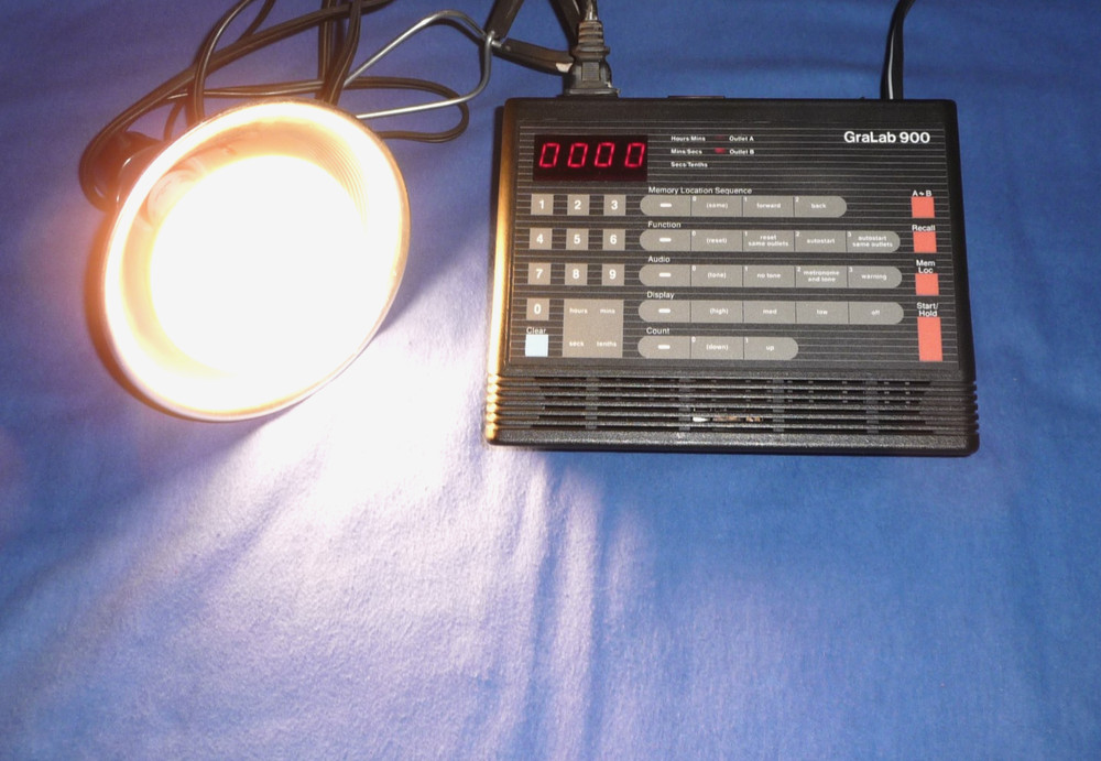 GraLab 900 Programmable Electronic Darkroom Timer - Powers On Func Buttons Work