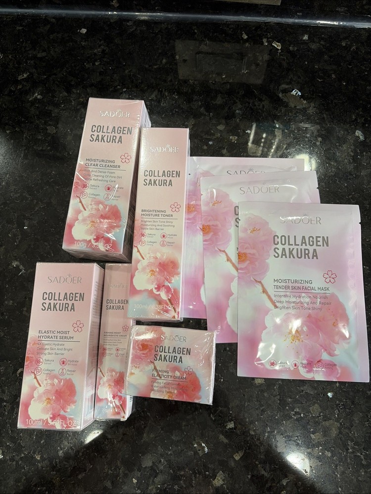 SADOER COLLAGEN SAKURA MOISTURIZING REVITALIZING 8 PIECE SET.