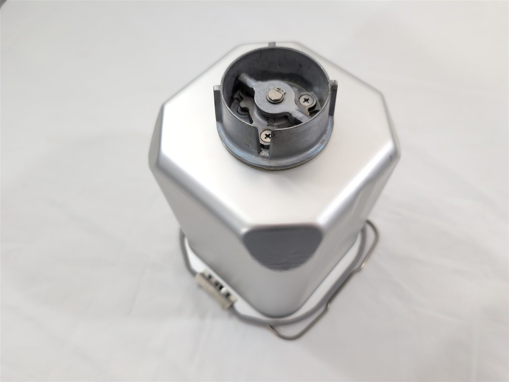 (no paddle)Black And Decker Bread Maker Pan only Model B1800