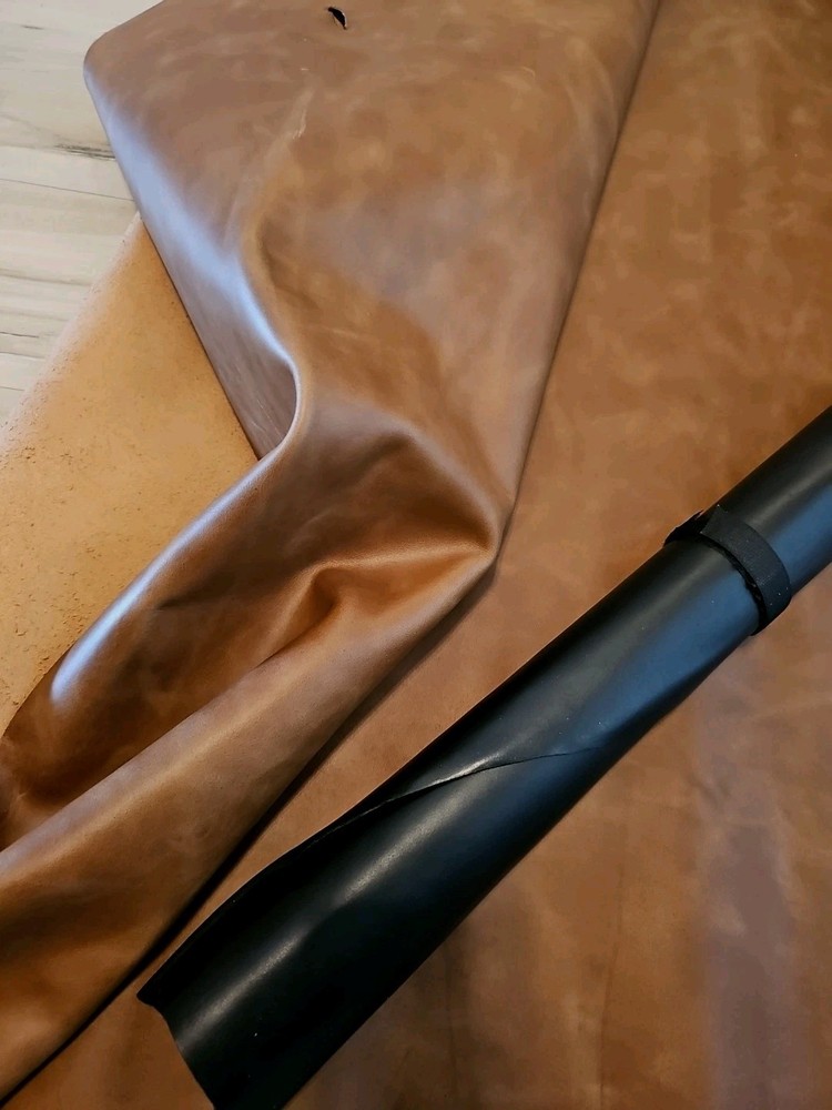 4-5oz CAMEL BROWN VEGETABLE TAN SMOOTH LEATHER HIDE PANEL,SHEET,SQUARE 22+s