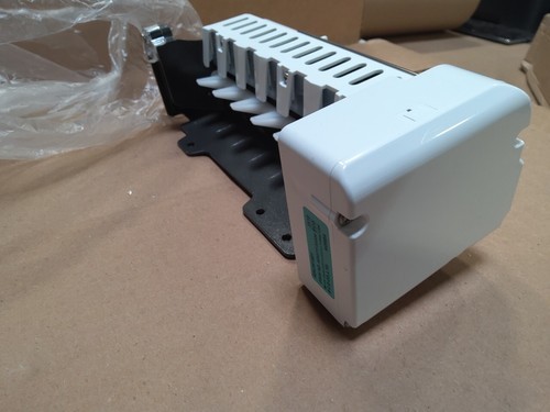 OEM LG AEQ73130004 Ice Maker Kit Assembly - Plastic Damage
