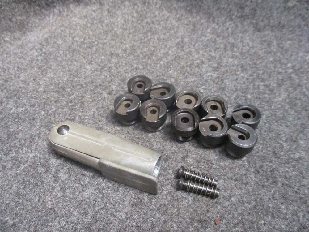 Old Style Lee Hand Priming Tool & 10 Screw-In Shell Holders