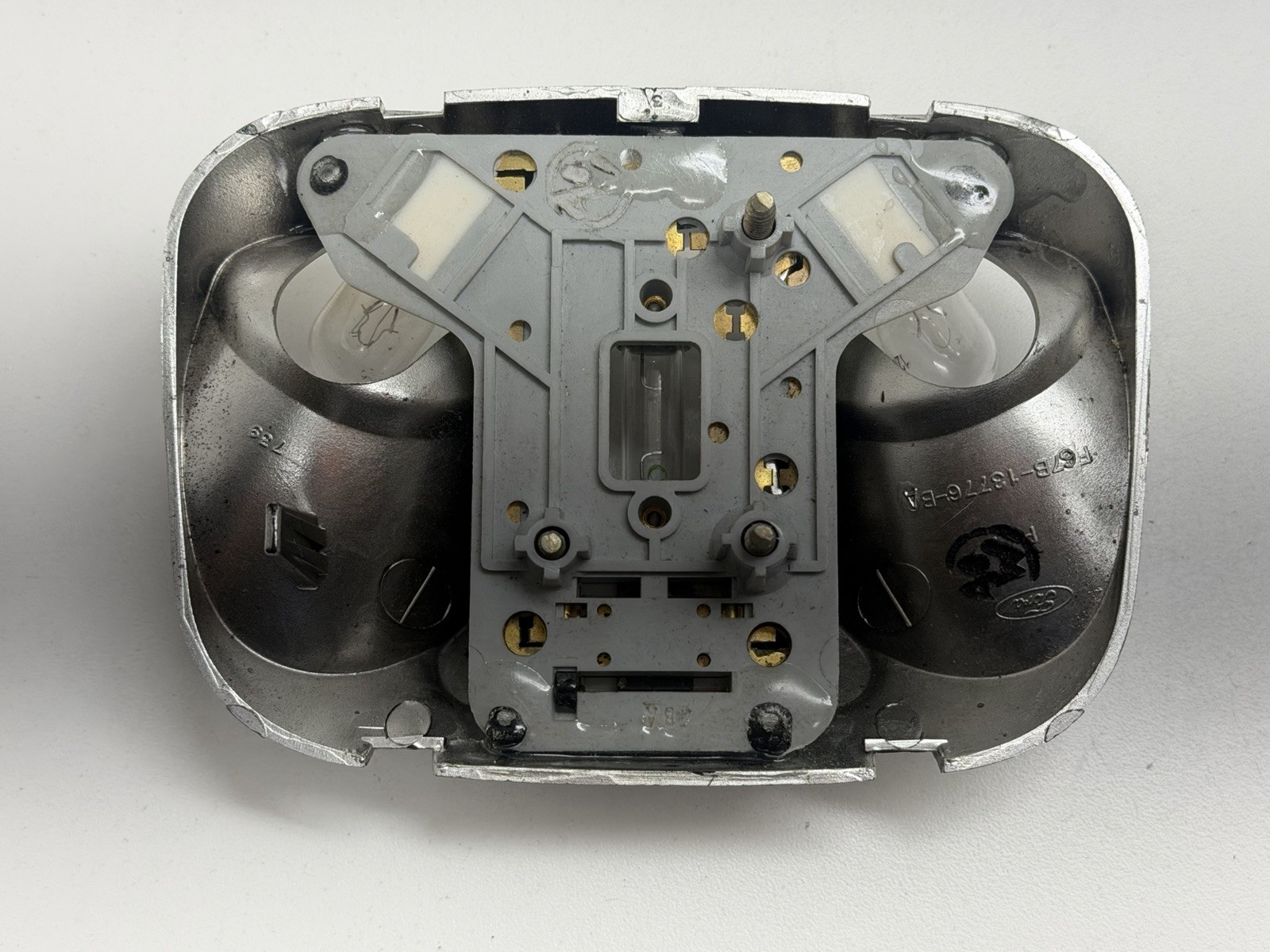 TESTED 1994 - 2004 THREE Bulb Ford Ranger Mazda Dome Light Map Overhead OEM C12