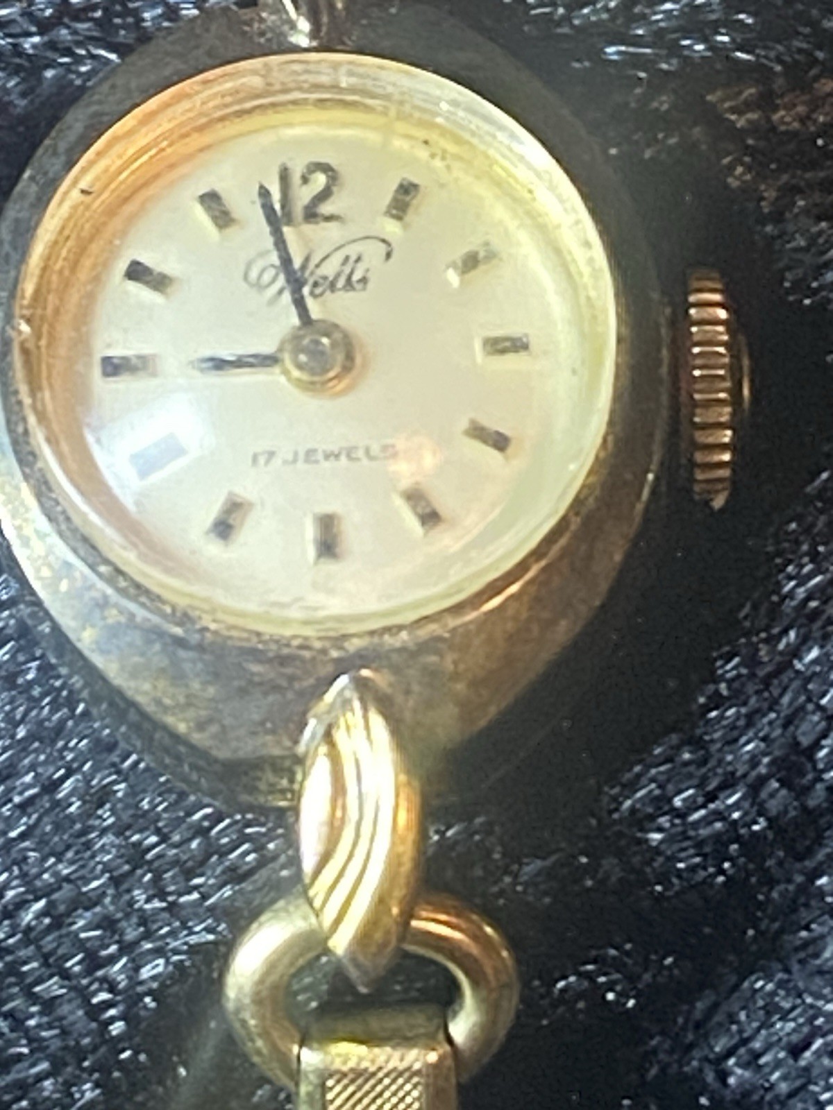 Vtg. WELLS 60's 17 Jewel Ladies Wrist Watch Working