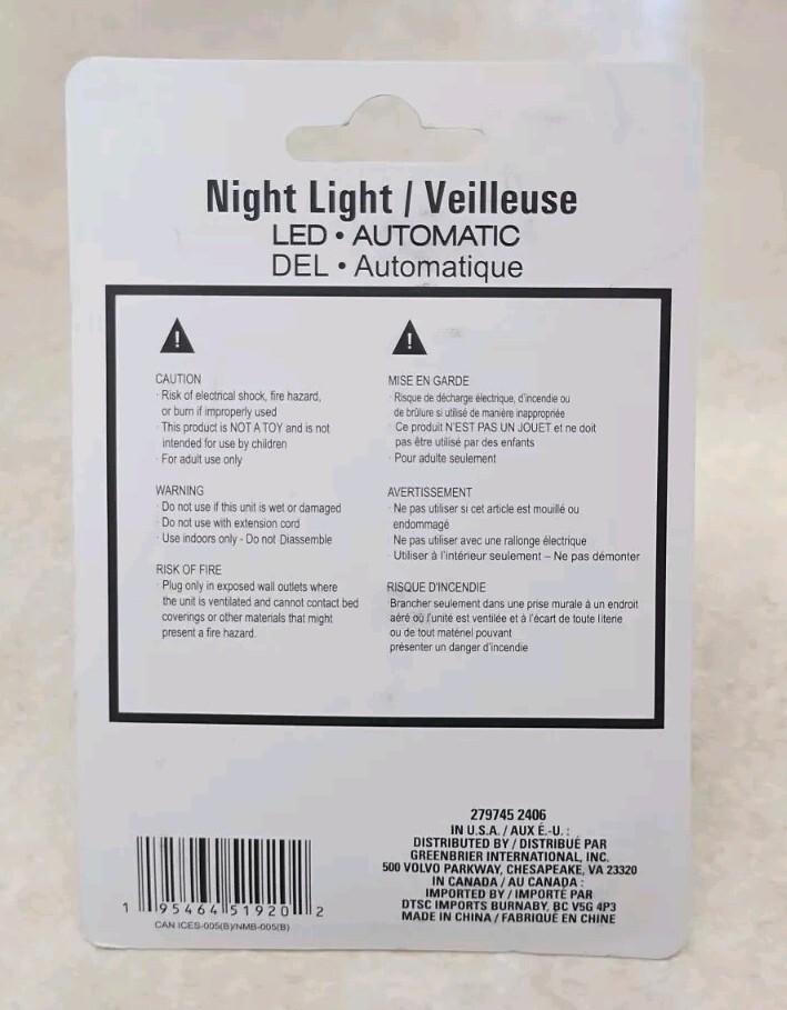 4 Pack Pk Intertek Night Lights *PLUG IN* BRAND NEW AUTO ON LIGHT SENSOR LED
