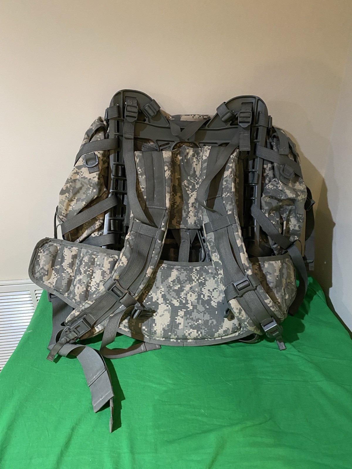 US Army MOLLE II Rucksack ACU w/ Frame & 2 Sustainment Pouches Surplus Gear