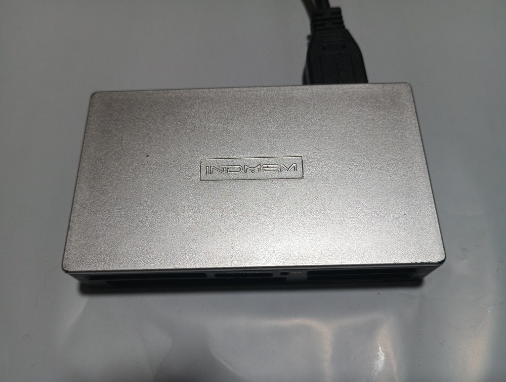 indmem smart media cards reader model MCR66-U3