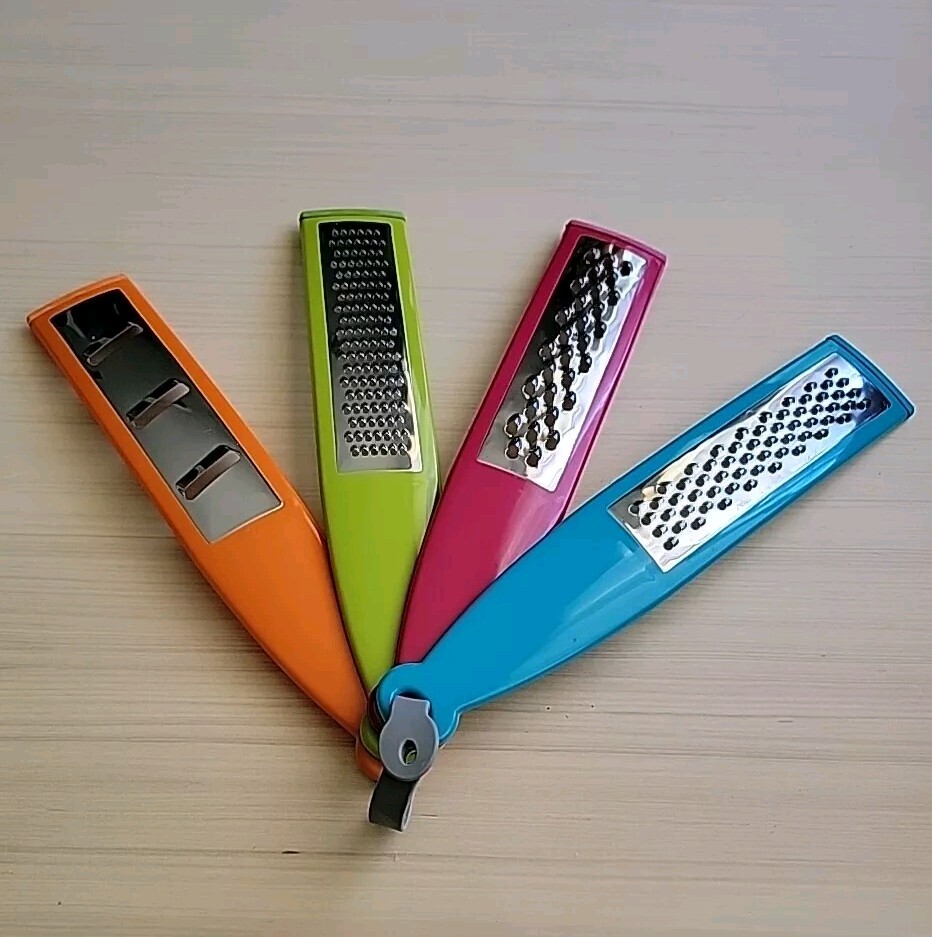 NEW Hand Held Grater And Slicer Set