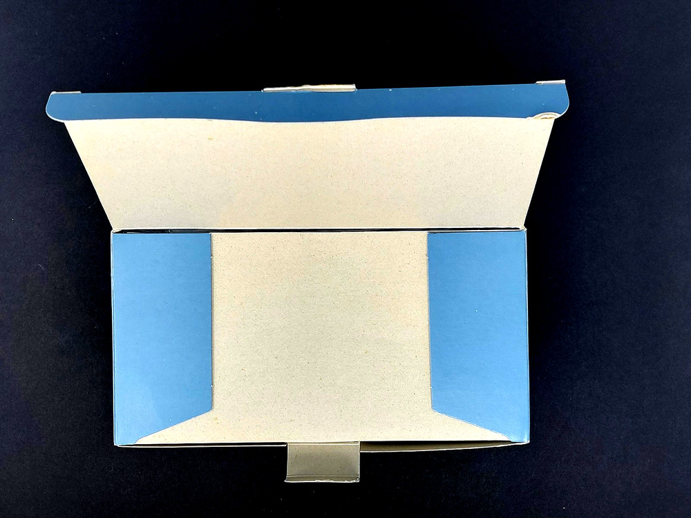 MICHAEL GRAVES DESIGN Postmodern Pearlized White LCD Display Alarm Clock & Date!