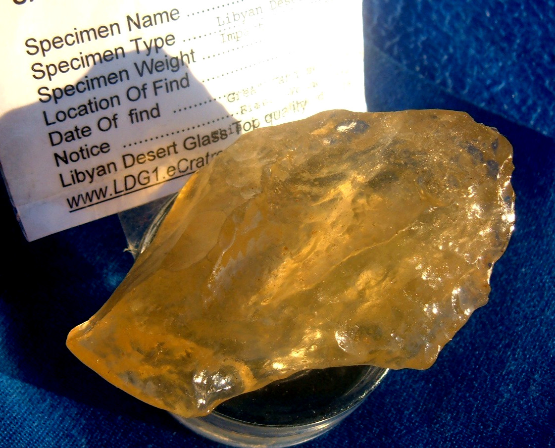 Libyan Desert Glass Meteorite Tektite impact specimen( 670 crt) Super Gem AAA+
