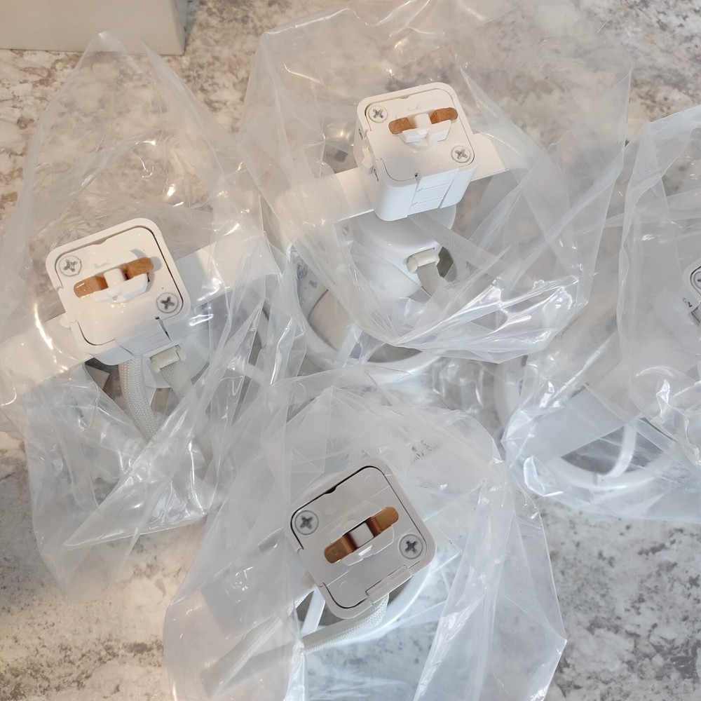 CONTECH LIGHTING CLT2830-P White Finish Track Lights