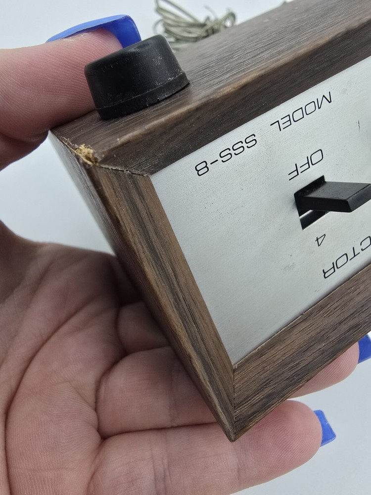 Van Co Chicago Stereo Speaker Selector Model SSS-8