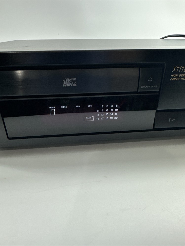 Sony CDP X111ES High Density Digital Sync CD player , Works!
