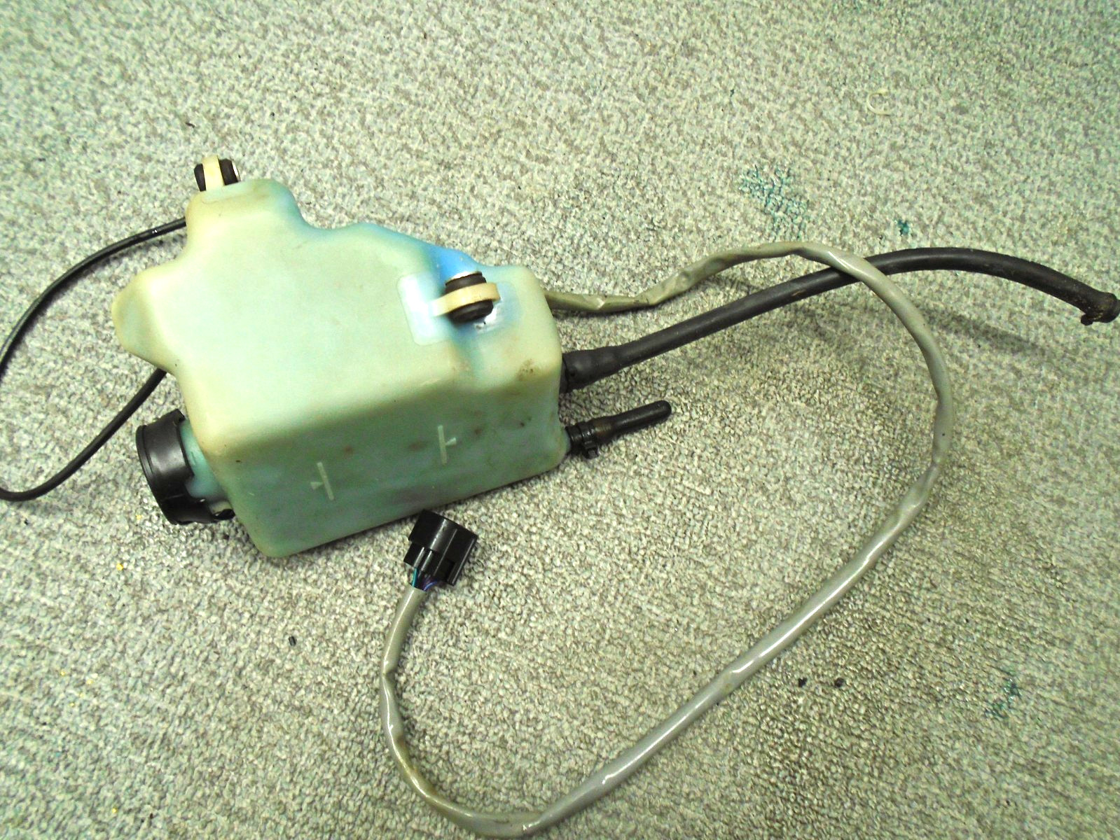 OIL TANK ASSY w OIL LEVEL GAUGE 6E5-21750-05 6R3-85730-03 YAMAHA OUTBOARD 150 HP