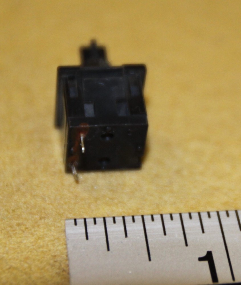 Rowe vending machine button keypad keyboard switch 30837101 Tested good