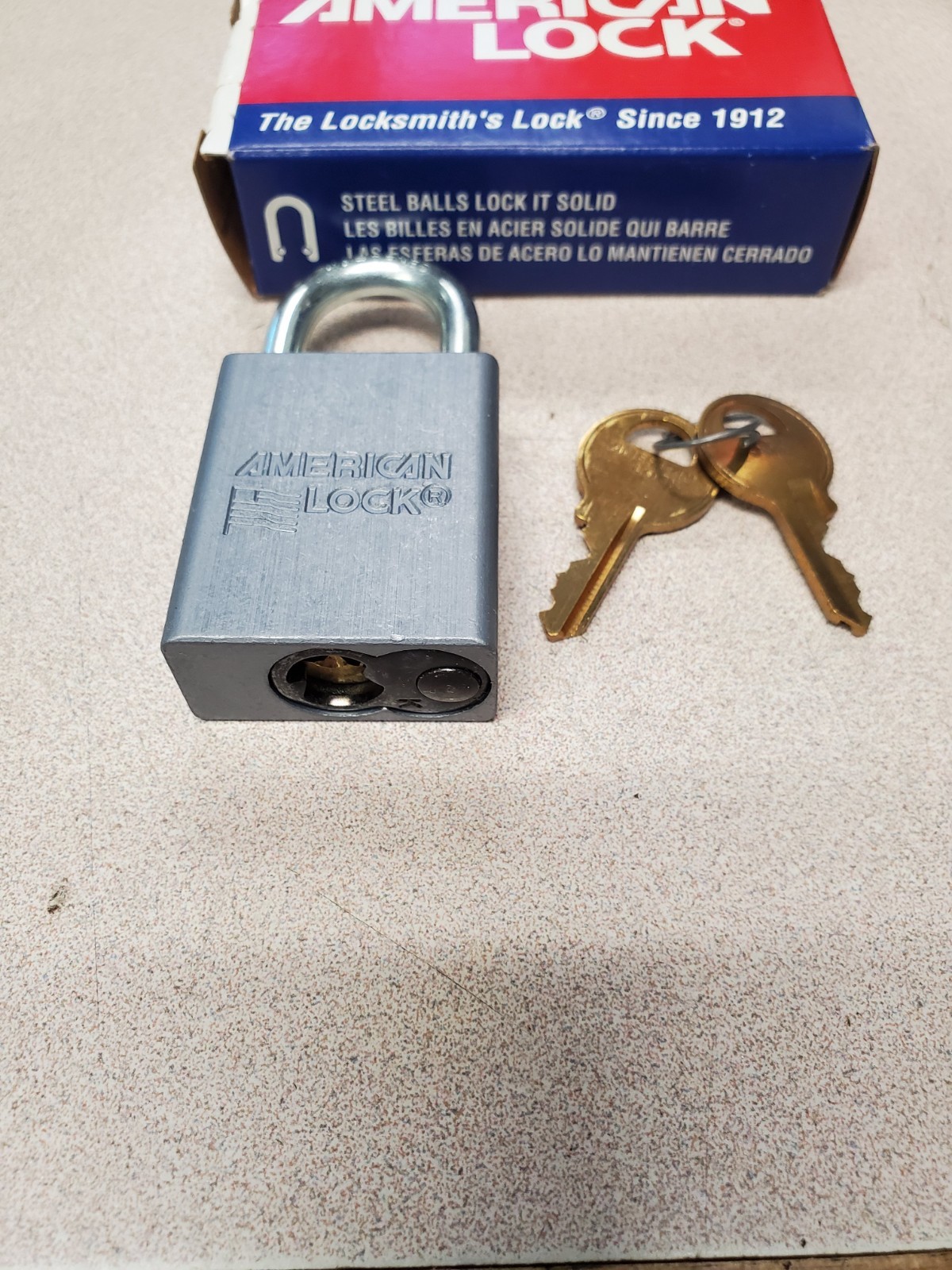 American Lock A30KAW1 Aluminum Padlock Keyed alike Key:3212