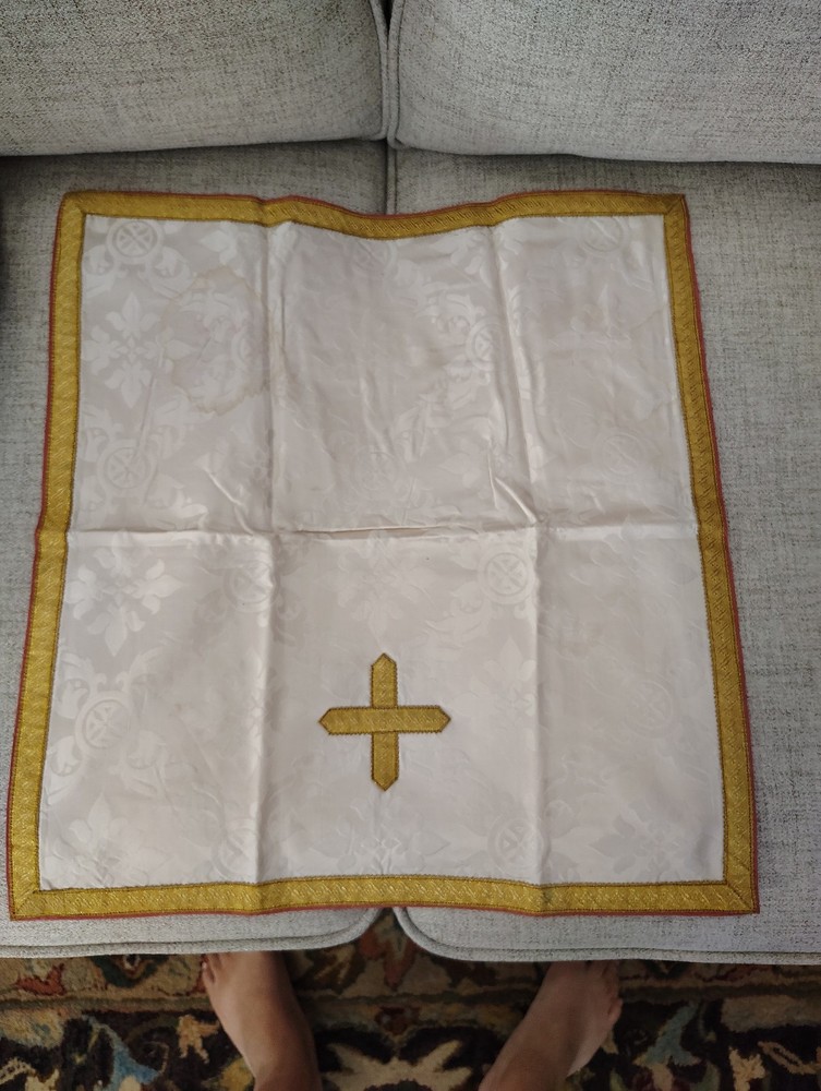 Antique White Chalice Veil