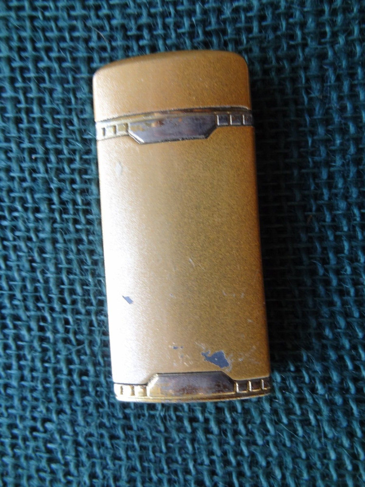 Goldtone American Eagle Butane Lighter