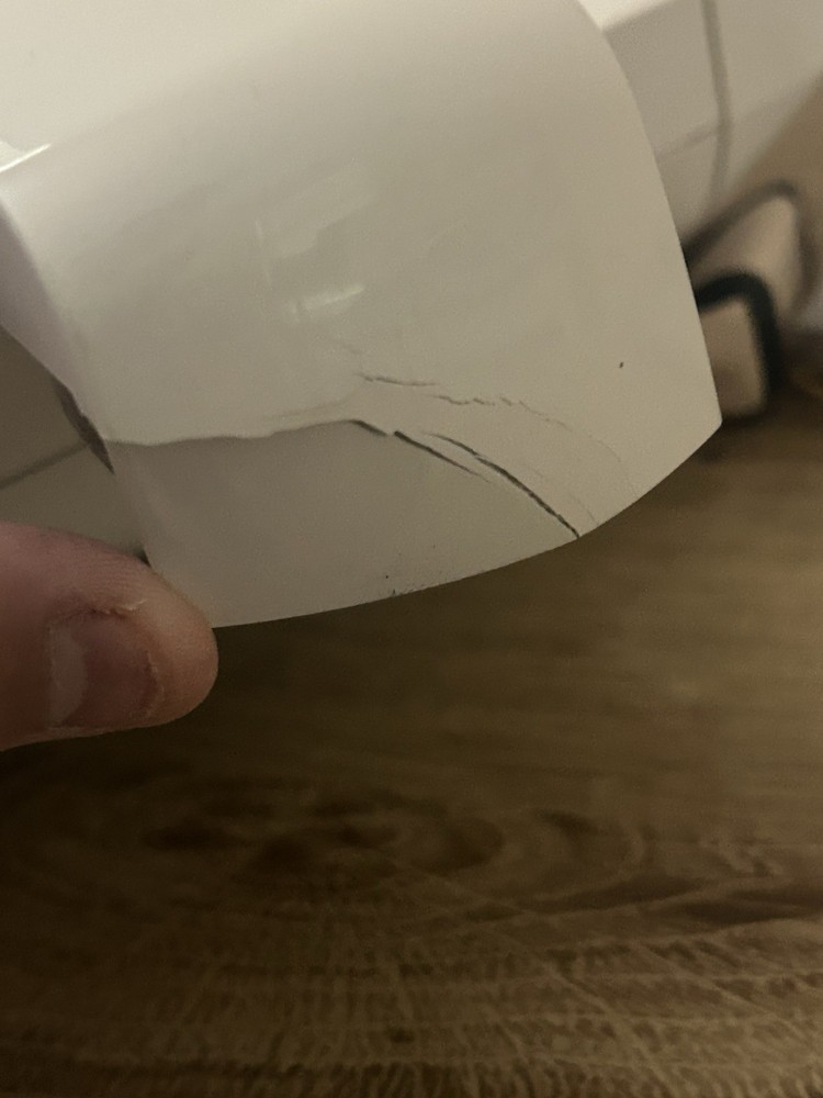 Singer Quantum XL-5000 Computerized Sewing Machine & Embroidery Plus Hoops