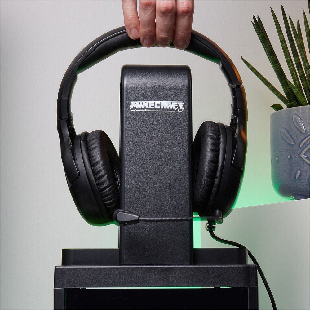 Numskull Official Minecraft LED Light Gaming Locker