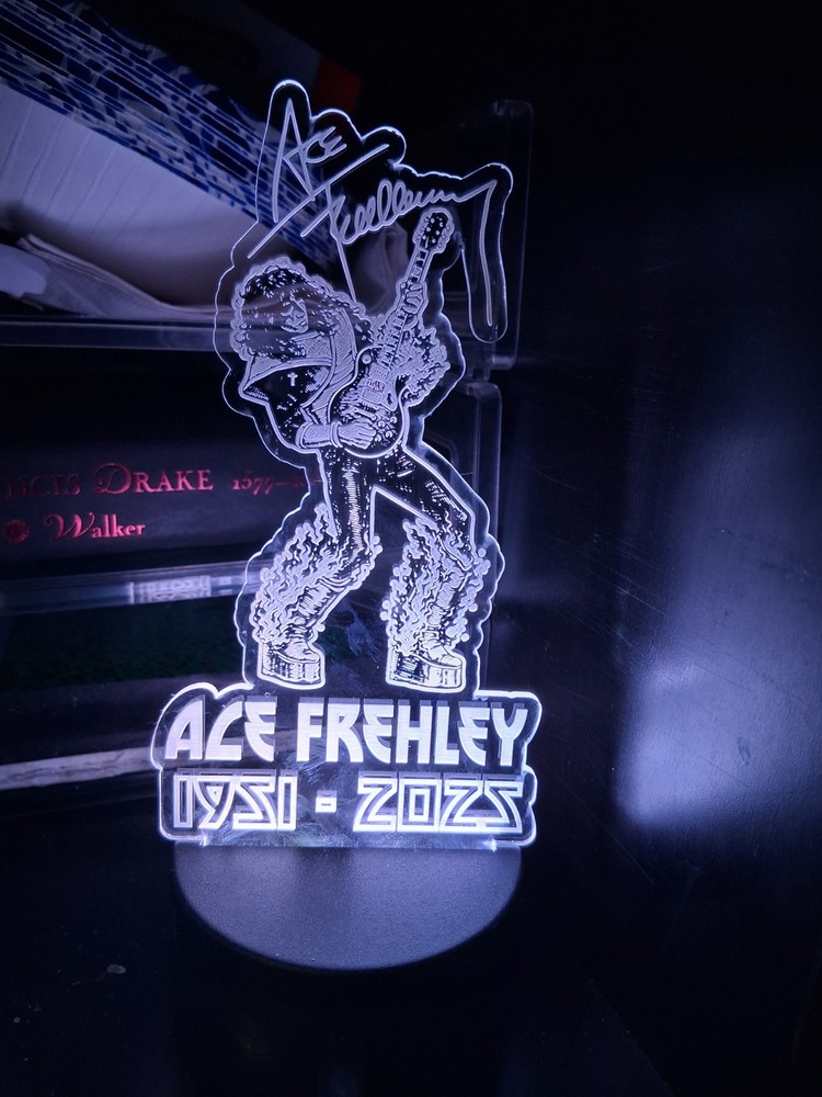 Ace FREHLEY KISS  LED Light Base, comes W Remotel That Requires 2 AAA Batteries