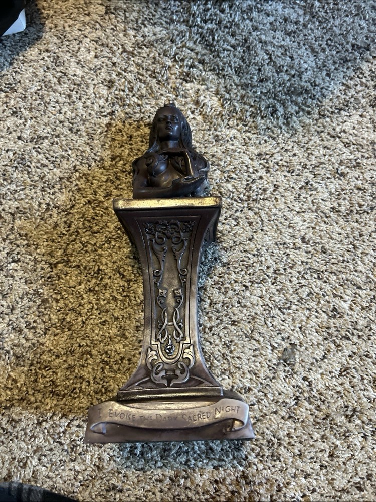 Devine Wiccan Goddess Wooden Statue