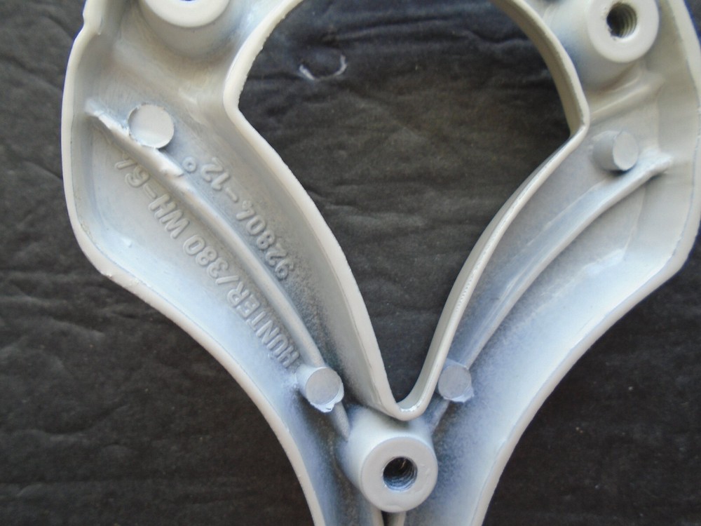 HUNTER CEILING FAN REPLACEMENT ARM/BRACKET WHITE NUMBER 92804