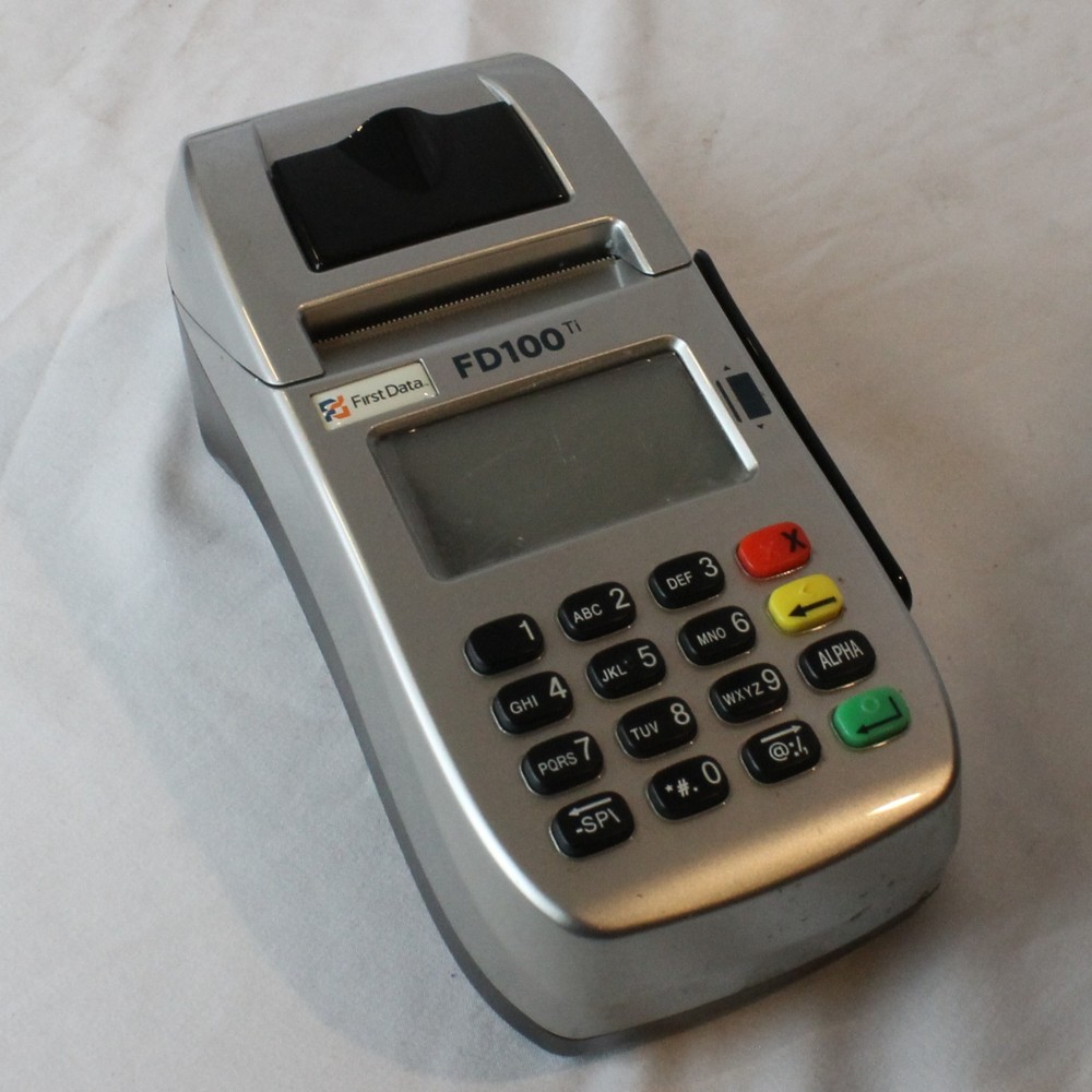 First Data FD100Ti Credit Card Terminal Payment Processing Machine (Unit Only)