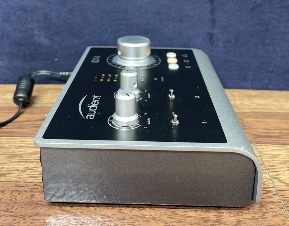 Audient iD14 High Performance USB Audio Interface