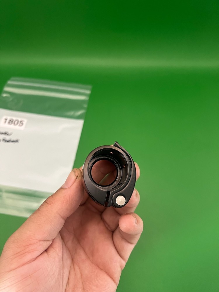 Autococker Clamping Feedneck