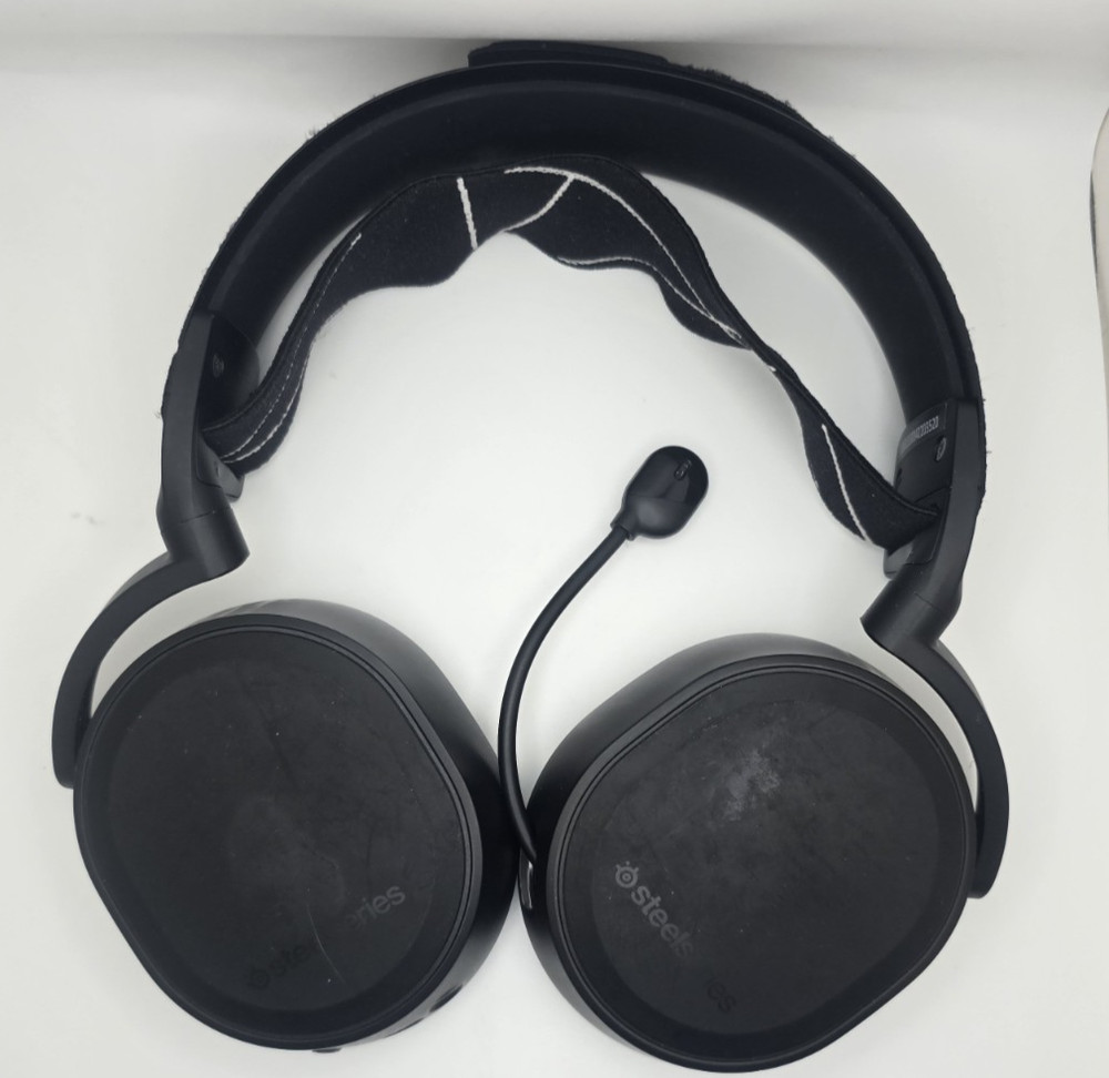 NO POWER BROKEN HINGE - SteelSeries Arctis 9 Gaming Headset