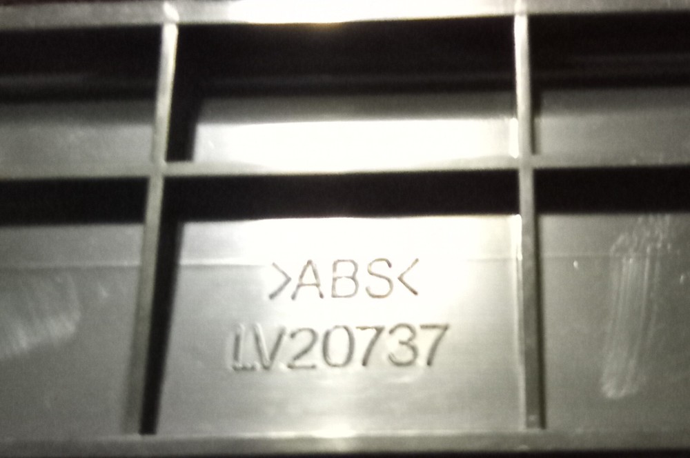 Unknown Car CD Changer LV20737 Right bracket plastic