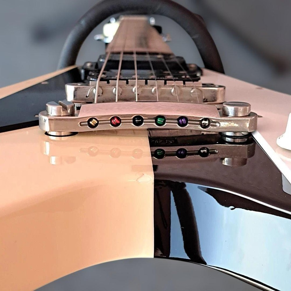 Edwards E-Fv-125Wb Dot Flying V