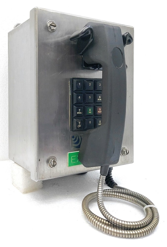 Federal Signal E2-HND-4X EXT:4971 Intercom Station