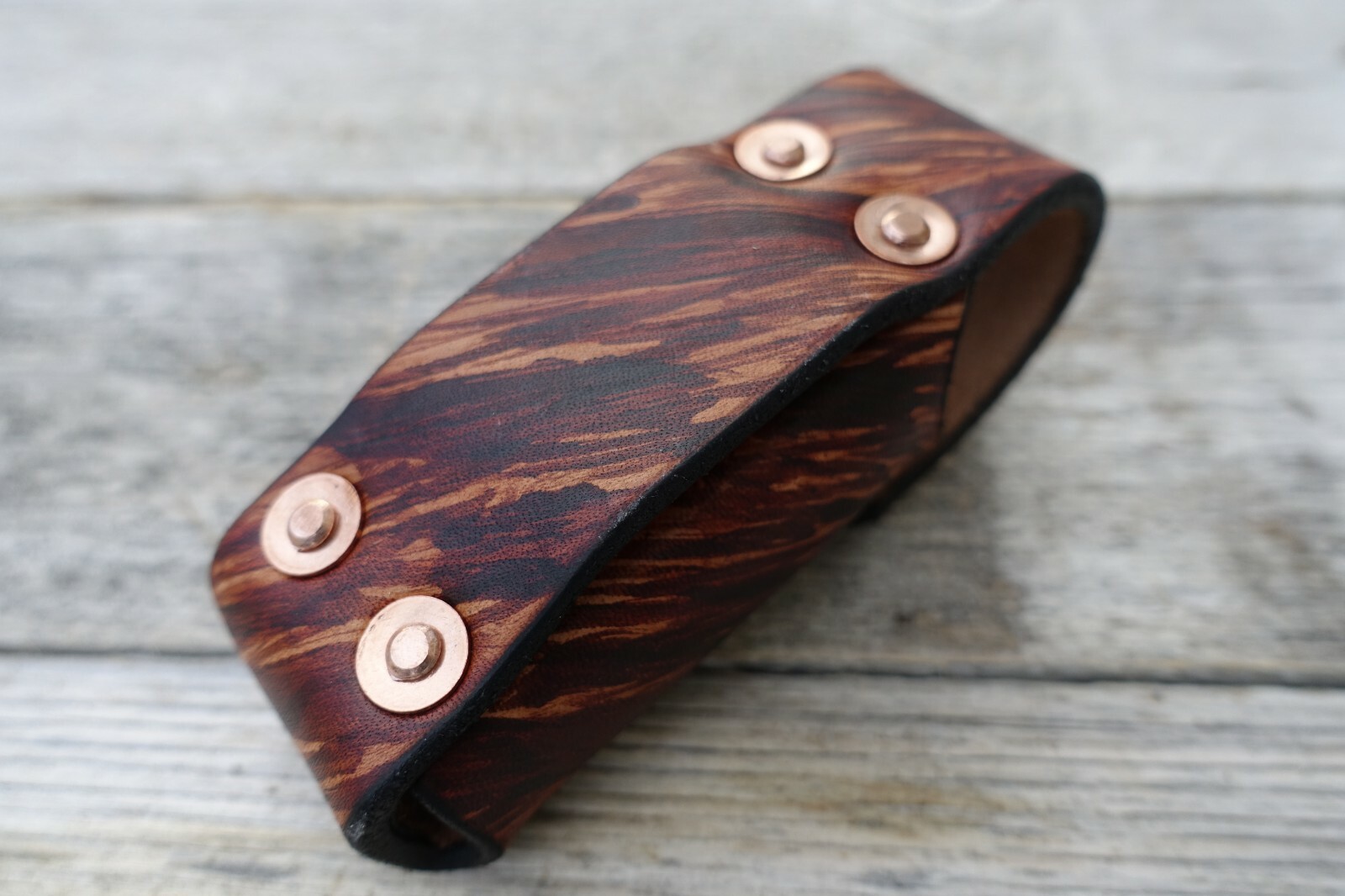 Leather Sheath for Leatherman SUPERTOOL 300 Full Grain Leather. HIDDIN USA